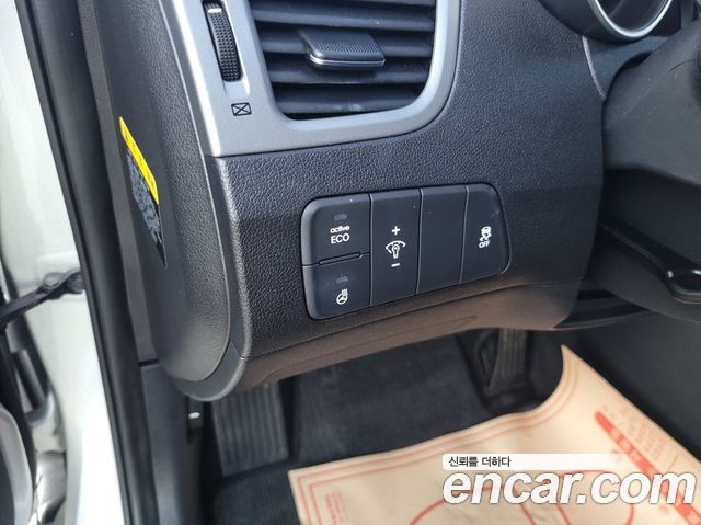 Hyundai AVANTE 2015 — photo 7