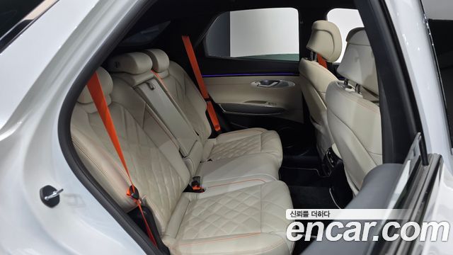 Genesis GV70 2025 — photo 17