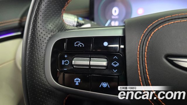 Genesis GV70 2025 — photo 21