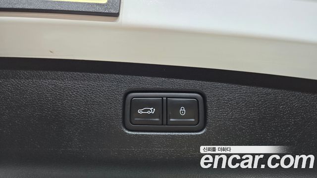 Genesis GV70 2025 — photo 24