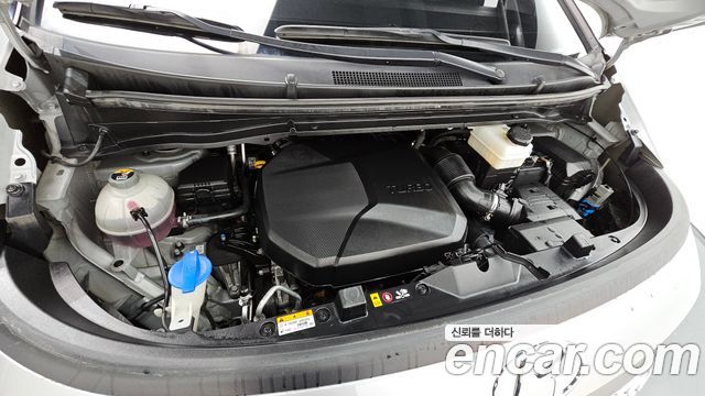 Hyundai Staria 2022 — photo 6