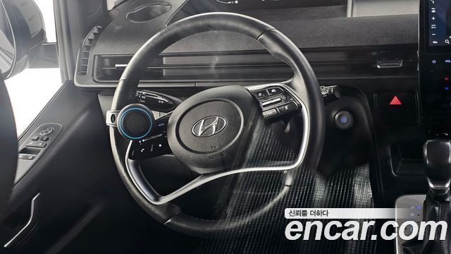Hyundai Staria 2022 — photo 20