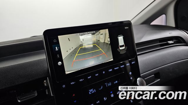 Hyundai Staria 2022 — photo 22