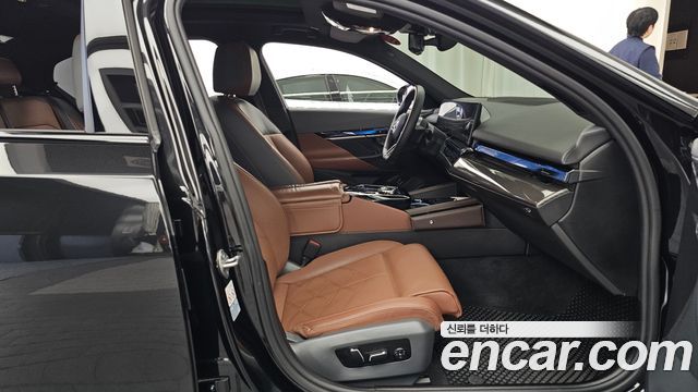 BMW i5 2024 — photo 11