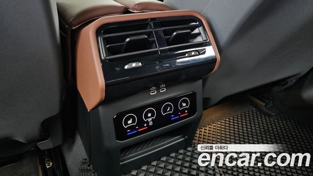 BMW i5 2024 — photo 18