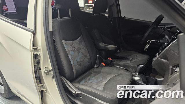 Chevrolet Korea Spark 2016 — photo 18