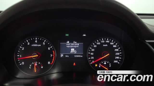 Kia K7 2016 — photo 11