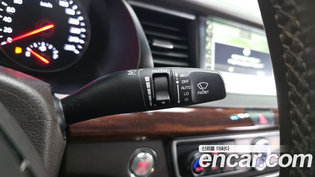 Kia K7 2016 — photo 28