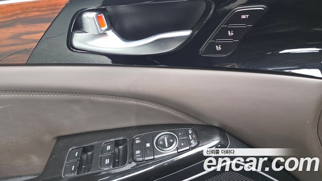 Kia K7 2016 — photo 29