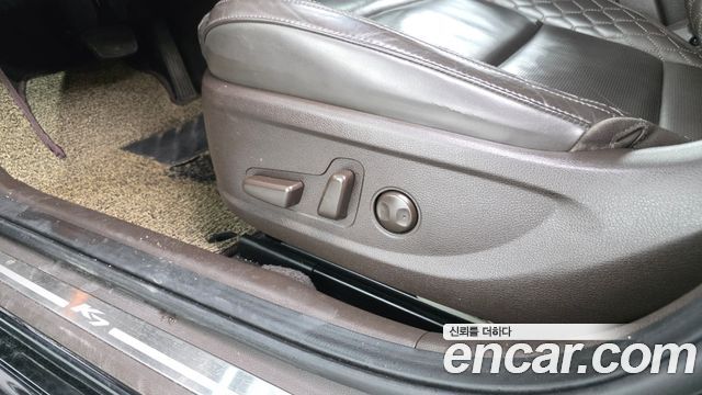 Kia K7 2016 — photo 31