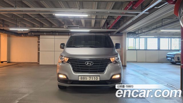 Hyundai Starex 2021 — photo 2