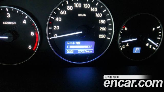 Hyundai Starex 2021 — photo 17