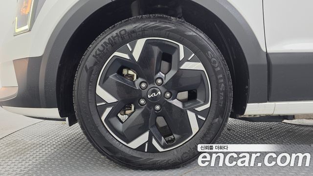 Kia Niro 2023 — photo 5