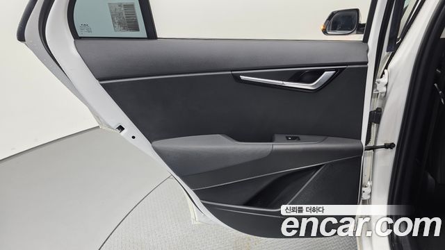 Kia Niro 2023 — photo 15