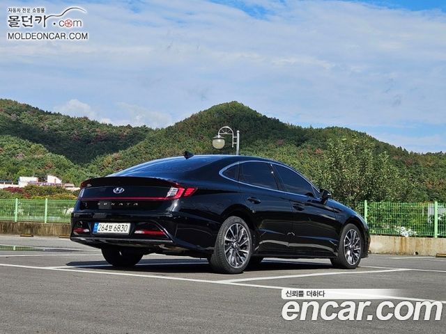 Hyundai Sonata 2022 — photo 4