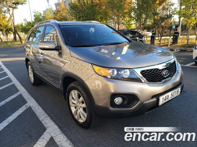 Kia Sorento 2010 — photo 1