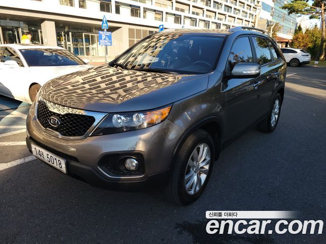 Kia Sorento 2010 — photo 2