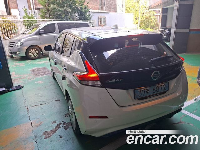 Nissan Leaf 2019 — photo 5