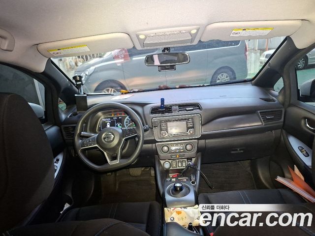 Nissan Leaf 2019 — photo 8