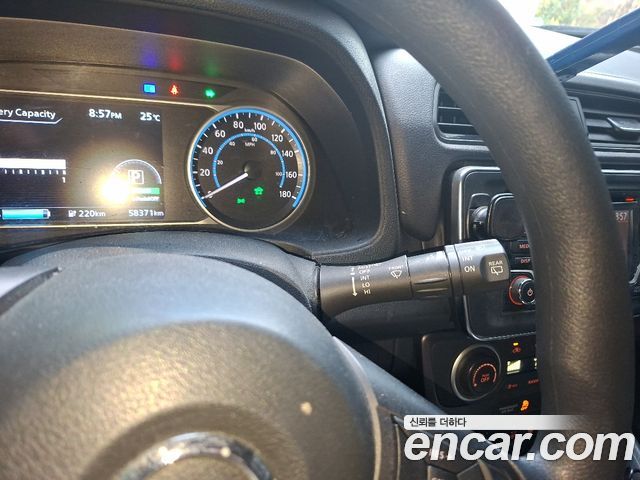 Nissan Leaf 2019 — photo 20