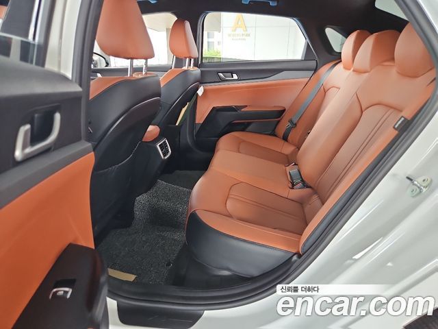 Kia K5 2026 — photo 10