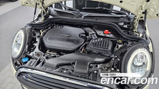 Mini Cooper 2018 — photo 6