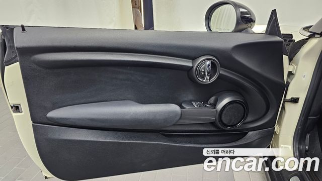Mini Cooper 2018 — photo 14