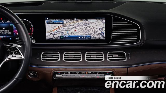Mercedes-Benz GLE-Class 2024 — photo 14