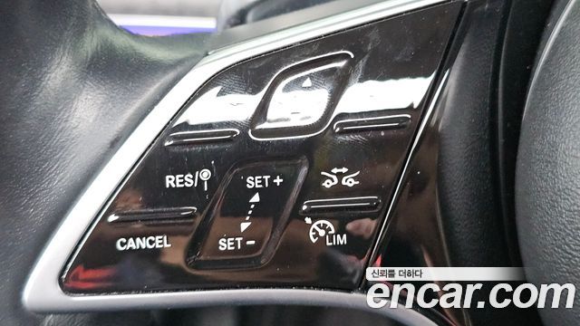 Mercedes-Benz GLE-Class 2024 — photo 18