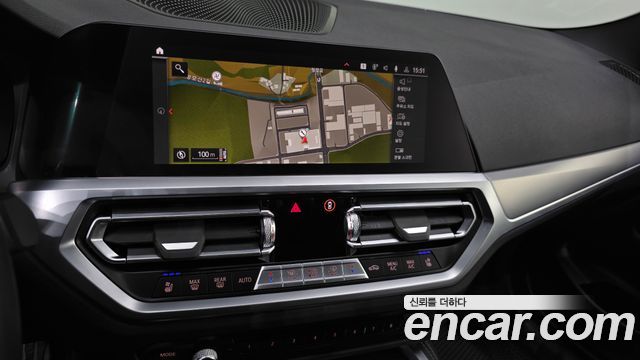 BMW 4-Series 2022 — photo 19