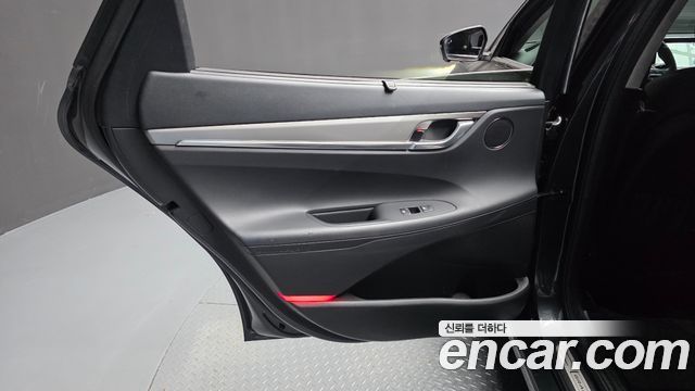 Hyundai Grandeur 2023 — photo 15