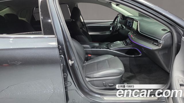 Hyundai Grandeur 2023 — photo 16