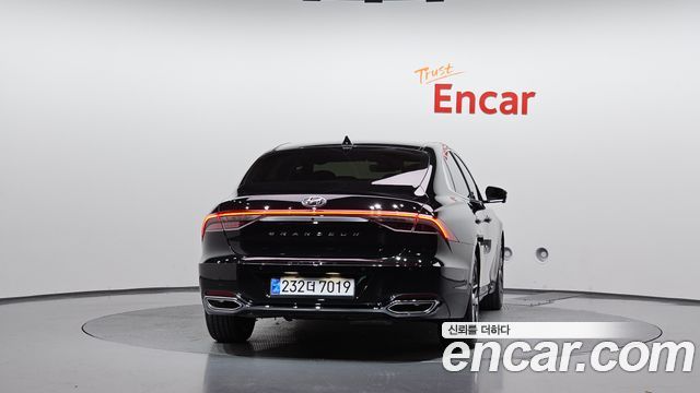 Hyundai Grandeur 2022 — photo 4