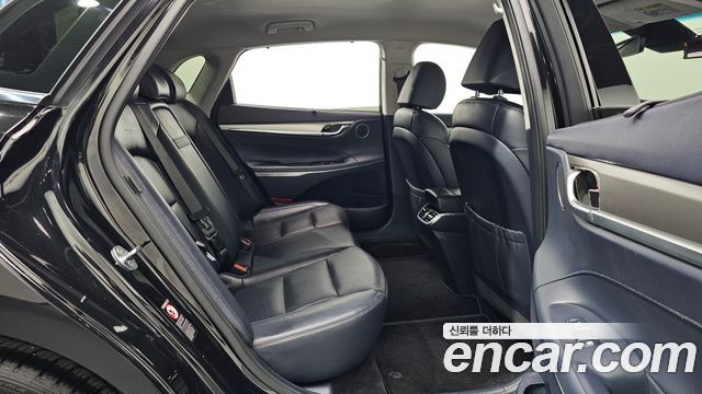 Hyundai Grandeur 2022 — photo 17