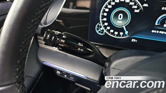 Hyundai Grandeur 2022 — photo 21