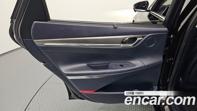Hyundai Grandeur 2022 — photo 15