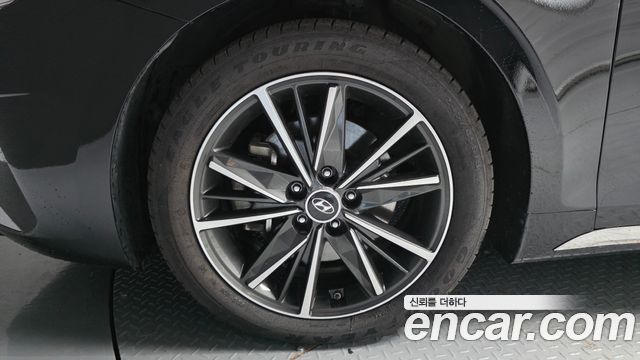 Hyundai Grandeur 2023 — photo 5