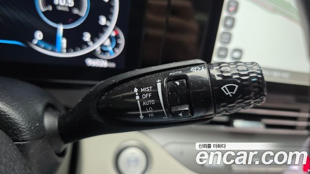 Hyundai Grandeur 2023 — photo 26