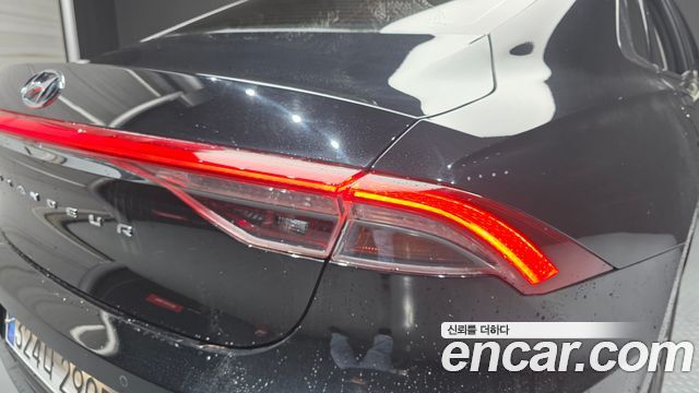 Hyundai Grandeur 2023 — photo 9