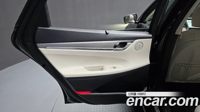 Hyundai Grandeur 2023 — photo 15