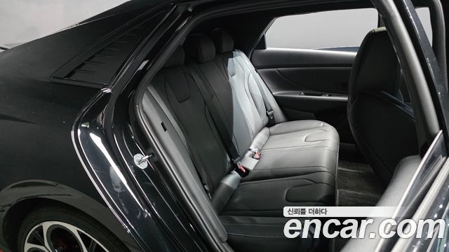 Hyundai AVANTE 2024 — photo 12
