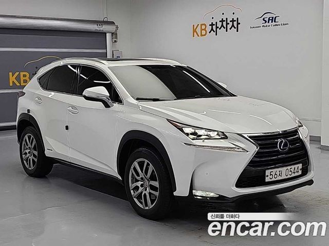 Lexus NX 2016 — photo 4