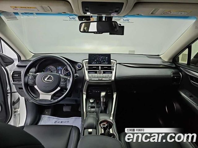 Lexus NX 2016 — photo 7