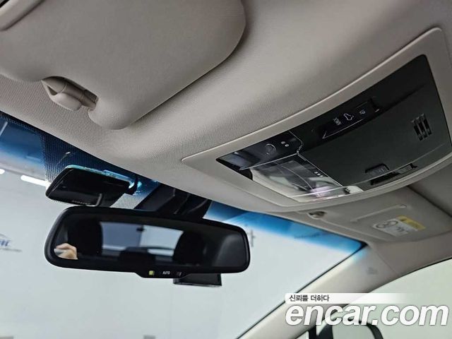Lexus NX 2016 — photo 16