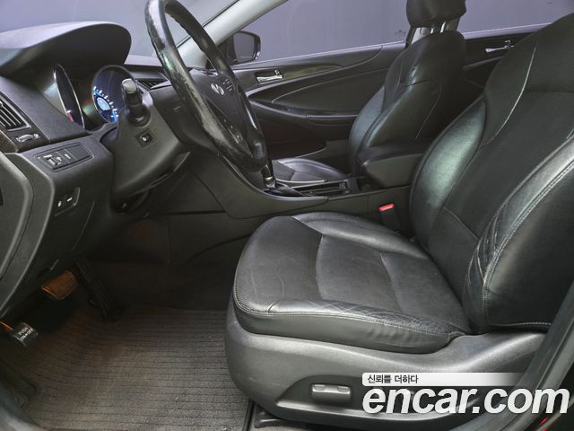 Hyundai Sonata 2014 — photo 11