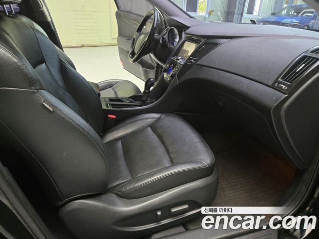 Hyundai Sonata 2014 — photo 19