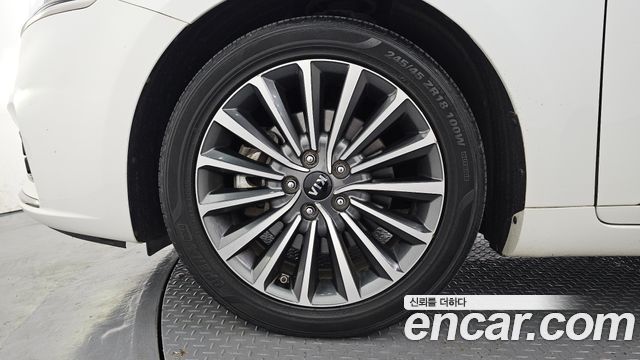 Kia K7 2017 — photo 5