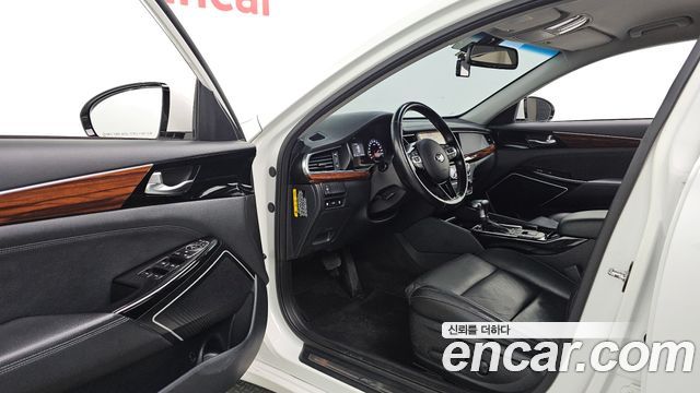 Kia K7 2017 — photo 10