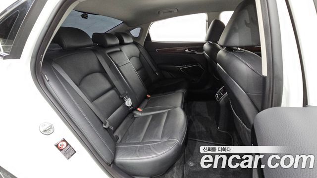 Kia K7 2017 — photo 11