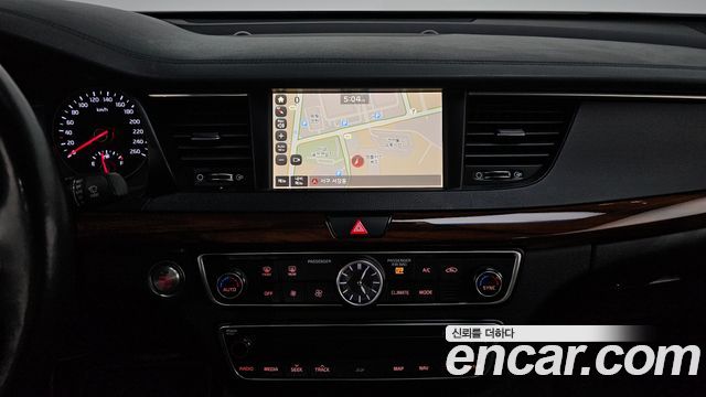 Kia K7 2017 — photo 13